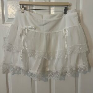 Never worn! Super cute especially for summer